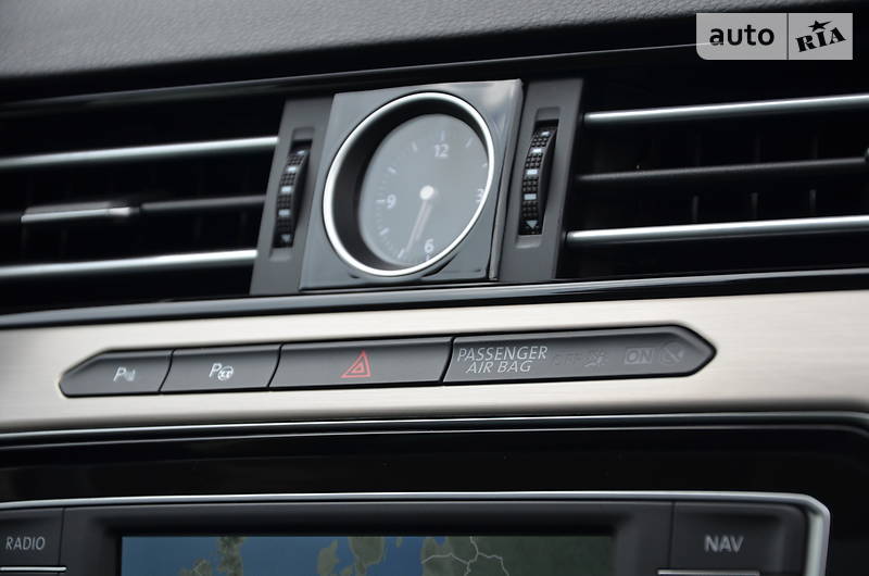 Універсал Volkswagen Passat 2015 в Луцьку