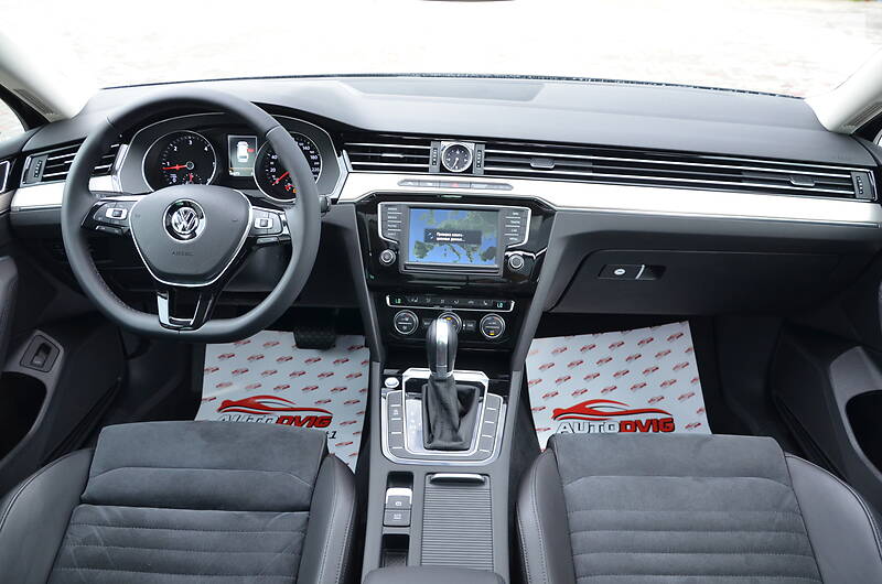 Універсал Volkswagen Passat 2015 в Луцьку