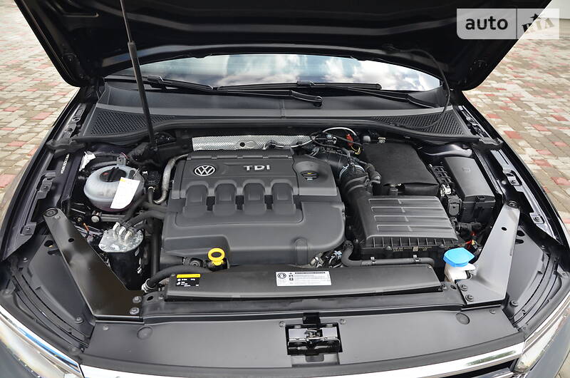 Універсал Volkswagen Passat 2015 в Луцьку