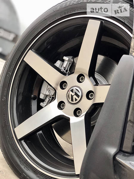 Седан Volkswagen Passat 2014 в Львові