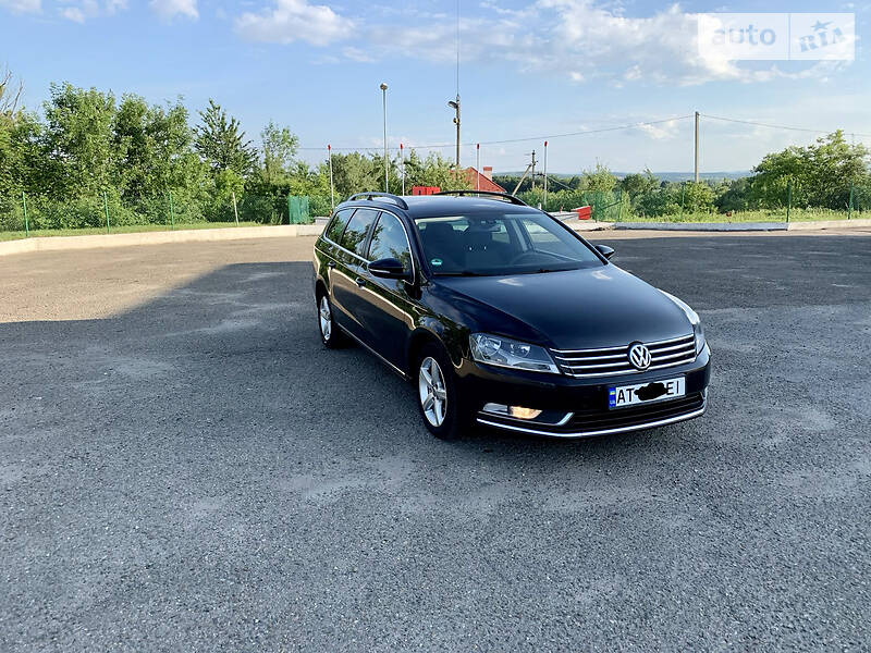 Універсал Volkswagen Passat 2011 в Коломиї