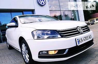 Седан Volkswagen Passat 2012 в 