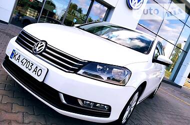 Седан Volkswagen Passat 2012 в 