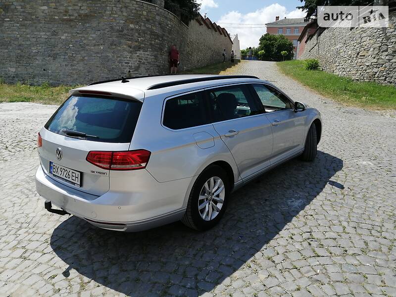 Універсал Volkswagen Passat 2015 в Кам'янець-Подільському