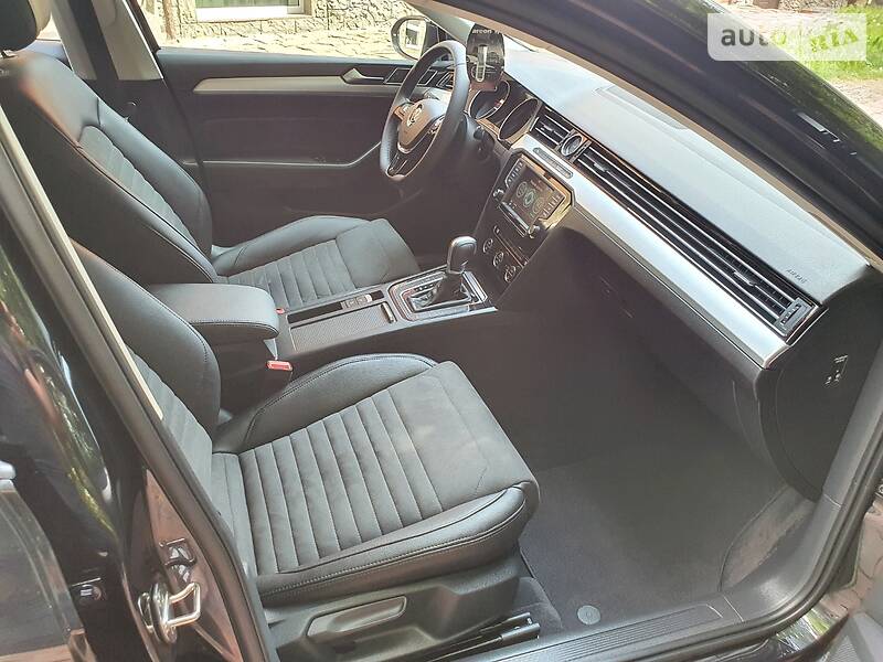 Універсал Volkswagen Passat 2015 в Вінниці