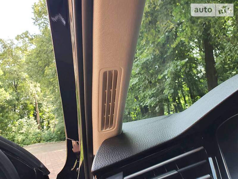 Універсал Volkswagen Passat 2015 в Вінниці