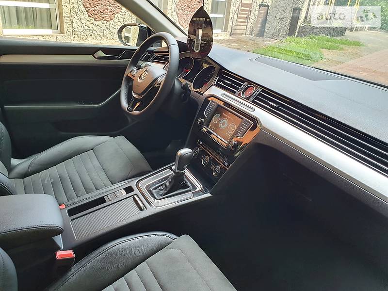 Універсал Volkswagen Passat 2015 в Вінниці