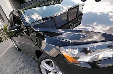 Седан Volkswagen Passat 2012 в 