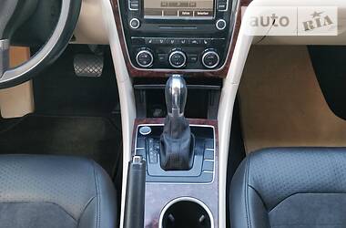 Седан Volkswagen Passat 2012 в 