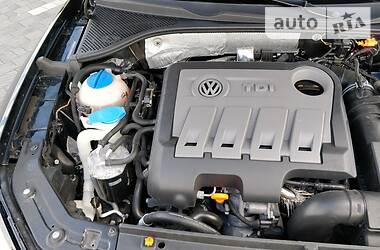 Седан Volkswagen Passat 2012 в 
