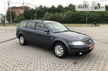 Універсал Volkswagen Passat 2002 в 