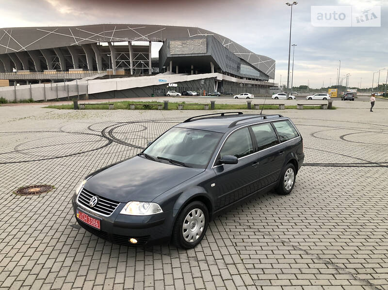 Универсал Volkswagen Passat 2002 в Львове