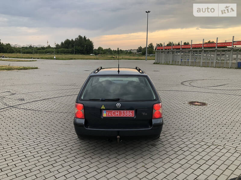 Универсал Volkswagen Passat 2002 в Львове