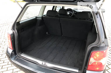 Універсал Volkswagen Passat 2002 в 