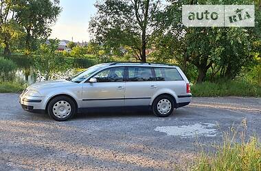 Универсал Volkswagen Passat 2000 в Сумах