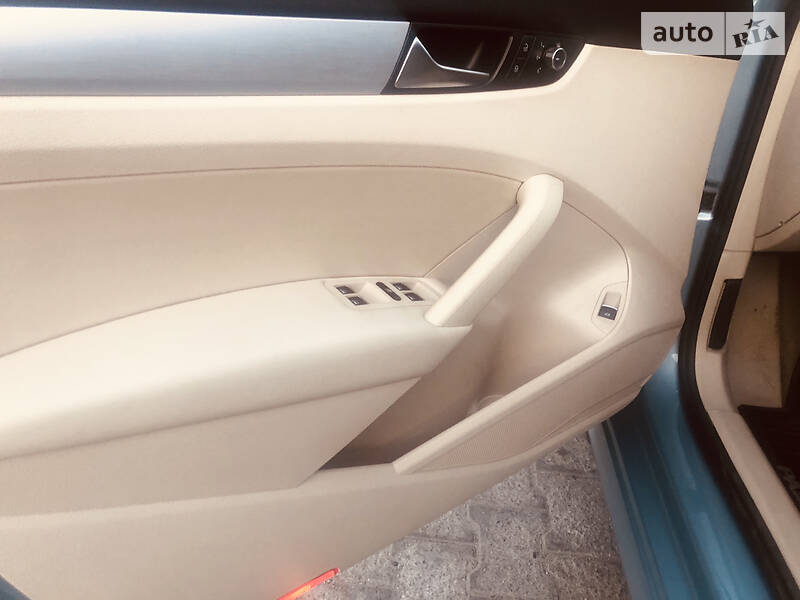 Седан Volkswagen Passat 2013 в Харкові фото 7 Седан Volkswagen Passat 2013 в Харкові