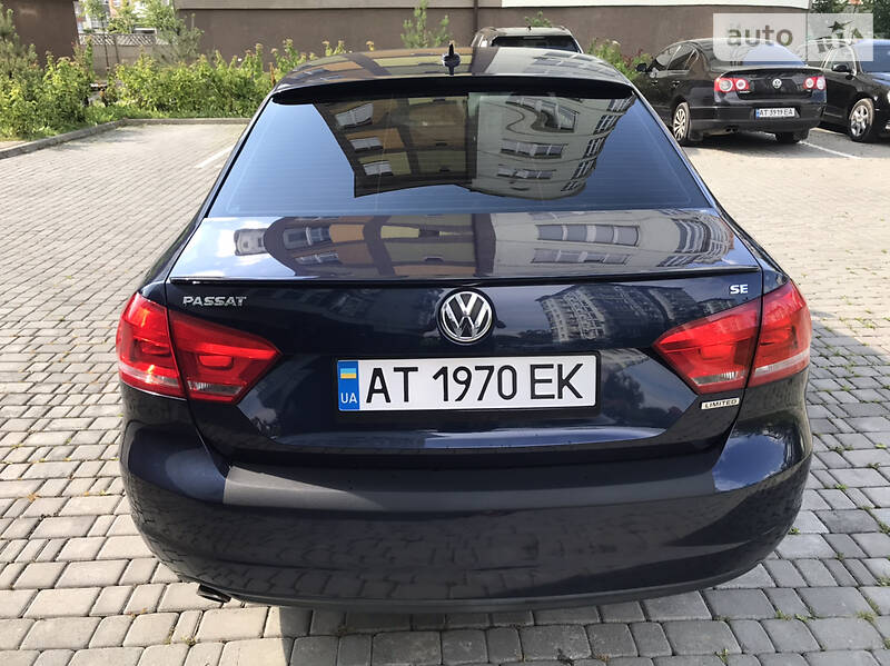 Седан Volkswagen Passat 2013 в Івано-Франківську