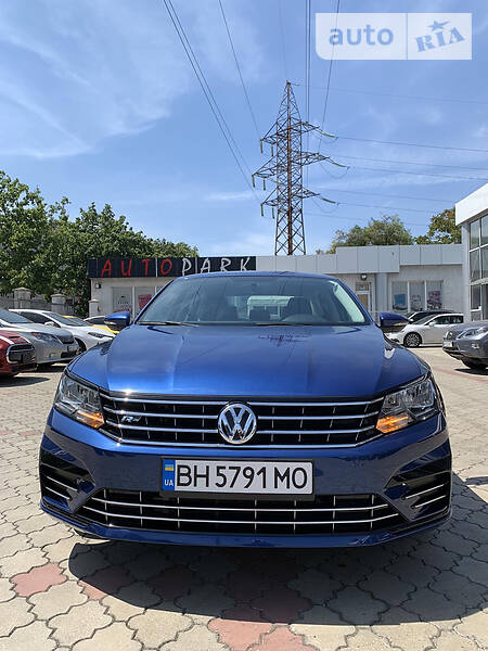 Седан Volkswagen Passat 2016 в 