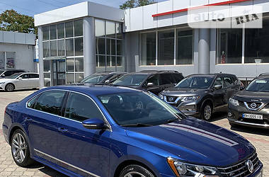 Седан Volkswagen Passat 2016 в 