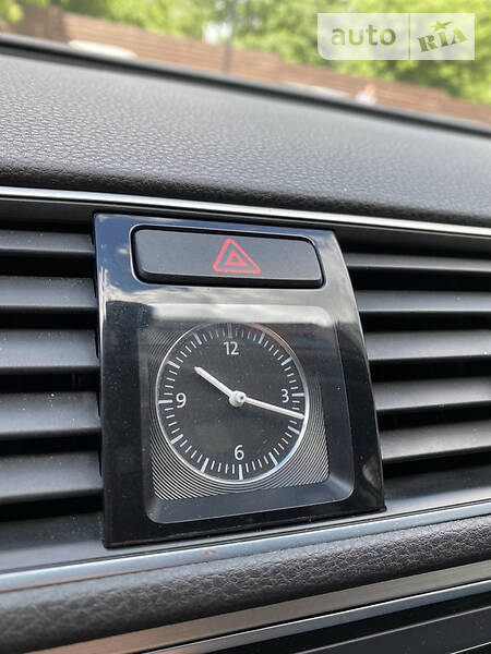 Седан Volkswagen Passat 2012 в Києві
