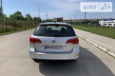 Універсал Volkswagen Passat 2013 в 