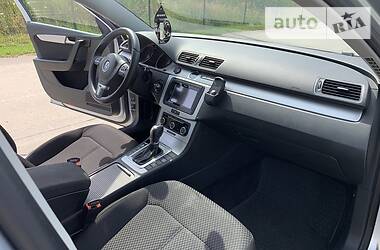 Універсал Volkswagen Passat 2013 в 