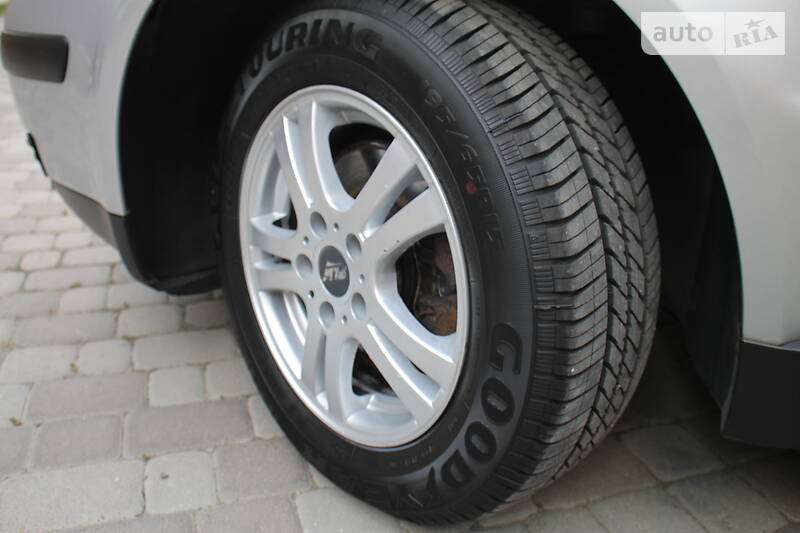 Універсал Volkswagen Passat 2005 в Полтаві фото 25 Універсал Volkswagen Passat 2005 в Полтаві