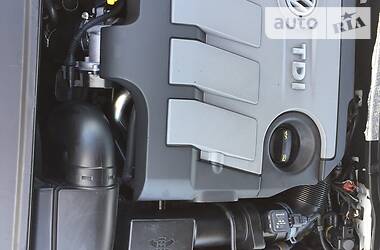 Універсал Volkswagen Passat 2013 в 