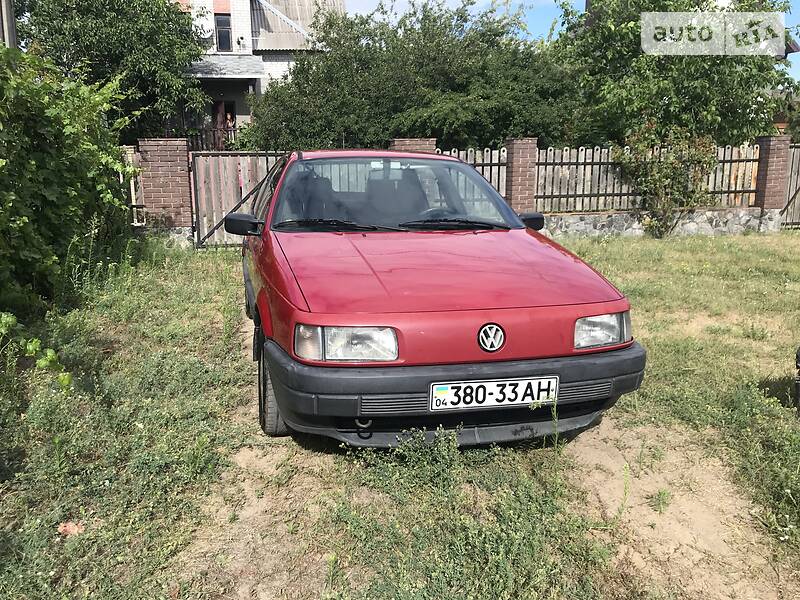 Седан Volkswagen Passat 1993 в Дніпрі