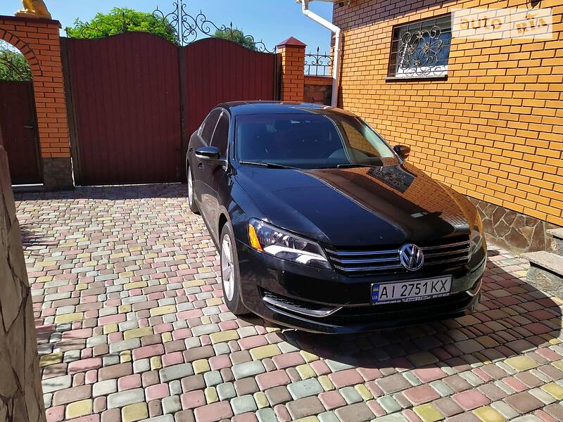 Седан Volkswagen Passat 2013 в Києві