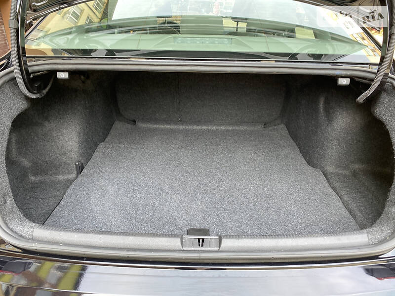 Седан Volkswagen Passat 2017 в Києві