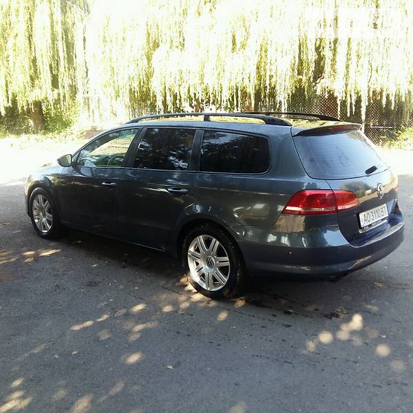 Універсал Volkswagen Passat 2010 в Хусті