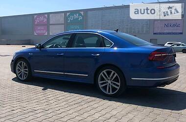 Седан Volkswagen Passat 2017 в Херсоне