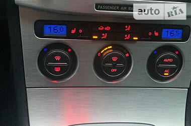 Седан Volkswagen Passat 2008 в 