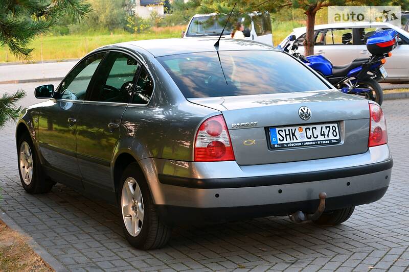 Седан Volkswagen Passat 2002 в Дрогобичі