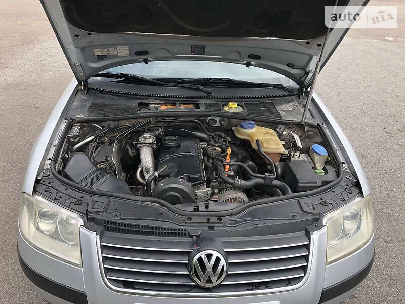 Седан Volkswagen Passat 2001 в Рівному