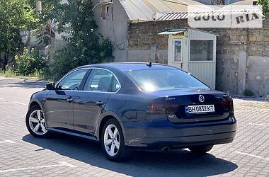 Седан Volkswagen Passat 2015 в 