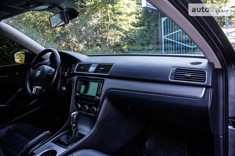 Седан Volkswagen Passat 2015 в Львові фото 28 Седан Volkswagen Passat 2015 в Львові