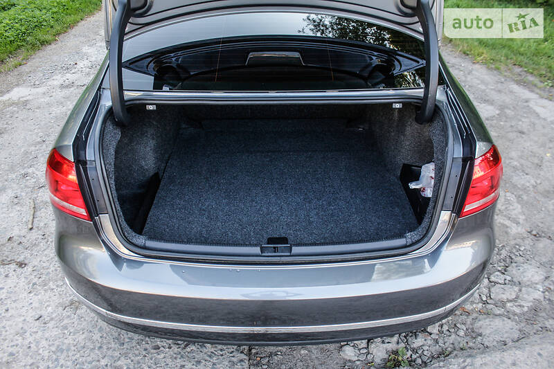 Седан Volkswagen Passat 2015 в Львові фото 65 Седан Volkswagen Passat 2015 в Львові