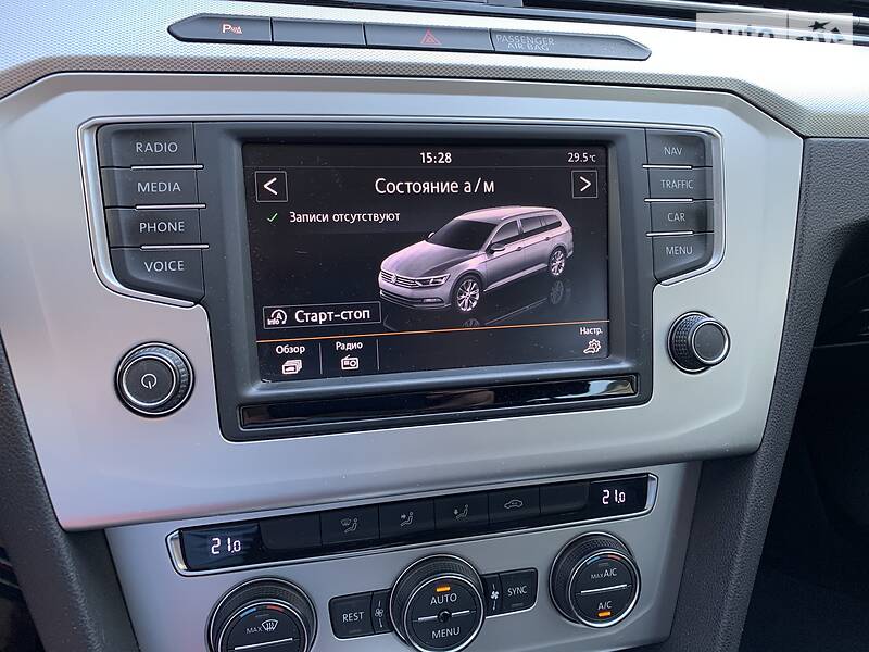 Універсал Volkswagen Passat 2015 в Луцьку