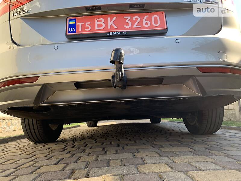 Універсал Volkswagen Passat 2015 в Луцьку