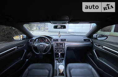 Седан Volkswagen Passat 2017 в 