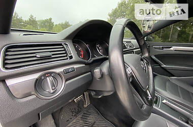 Седан Volkswagen Passat 2017 в 