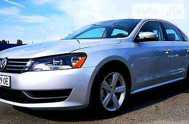 Седан Volkswagen Passat 2013 в 
