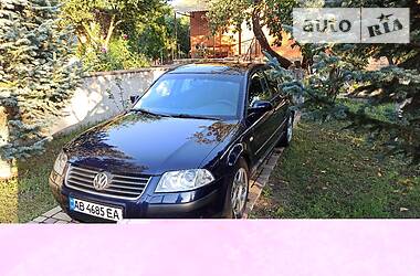 Седан Volkswagen Passat 2001 в 