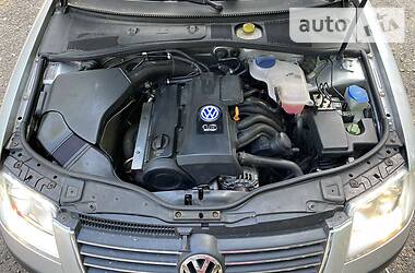 Універсал Volkswagen Passat 2001 в 