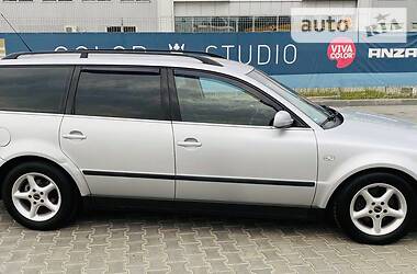 Універсал Volkswagen Passat 2001 в 