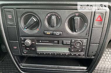 Універсал Volkswagen Passat 2001 в 