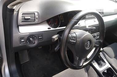Універсал Volkswagen Passat 2010 в 