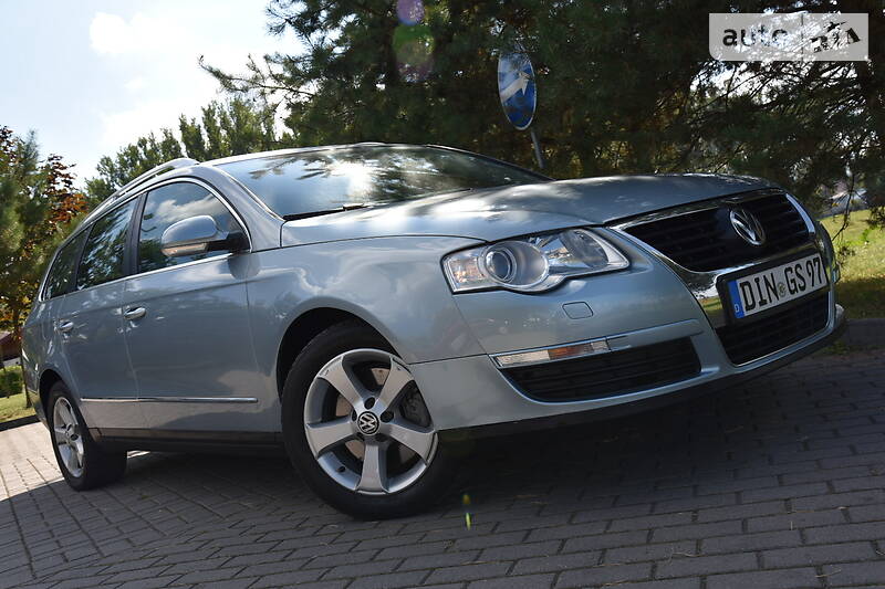 Універсал Volkswagen Passat 2008 в Дрогобичі